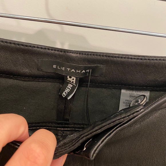 ⭐️🌴Elie Tahari 100% Leather Pants - Picture 5 of 8
